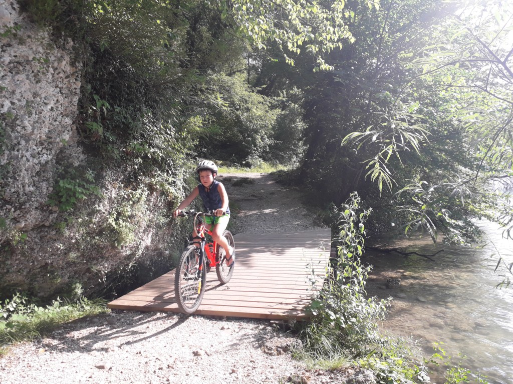 PEDALANDO AL LAGO DI CAVAZZO&nbsp;(UD)