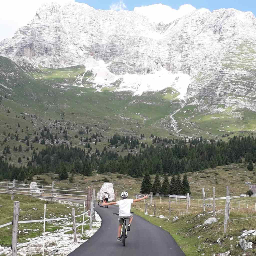 PEDALANDO A MALGA MONTASIO, SELLA NEVEA&nbsp;(UD)